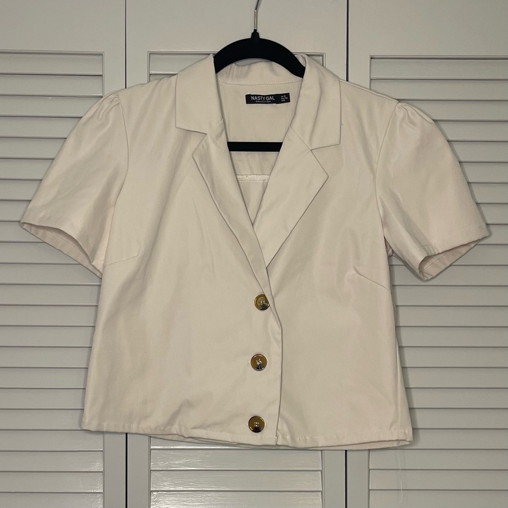 Nasty Gal Beige Button-Up Collared Top - Picture 1 of 4